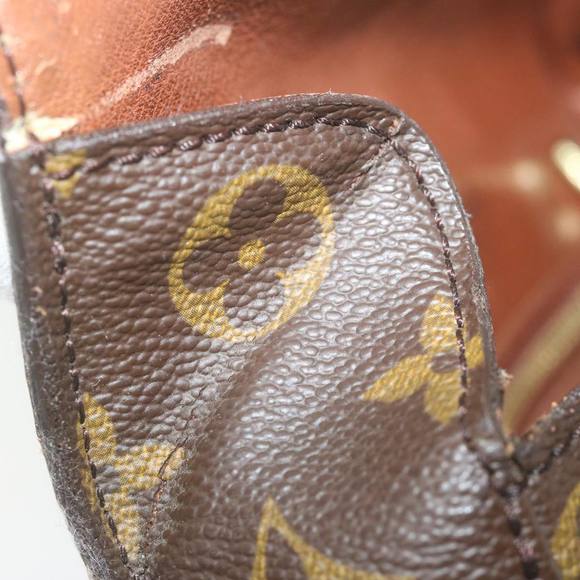 LOUIS VUITTON Monogram Saint Cloud MM Shoulder Bag M51243 LV Auth 61460 - Picture 9 of 16